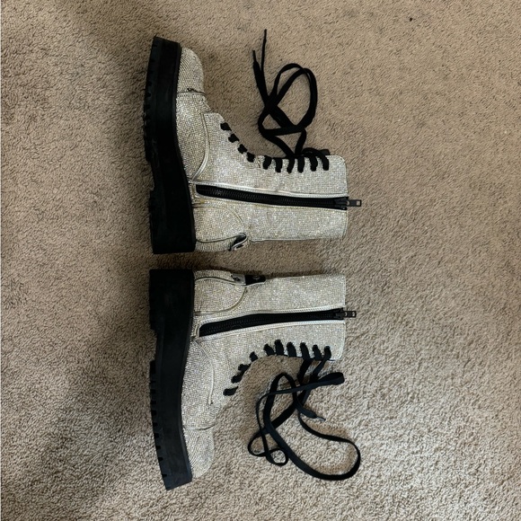 Poster Grl Dolls Kill Rhinestone Billionaire Boots - Picture 6 of 11